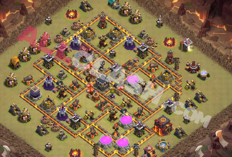 TH10 War / CWL Base, August 2026